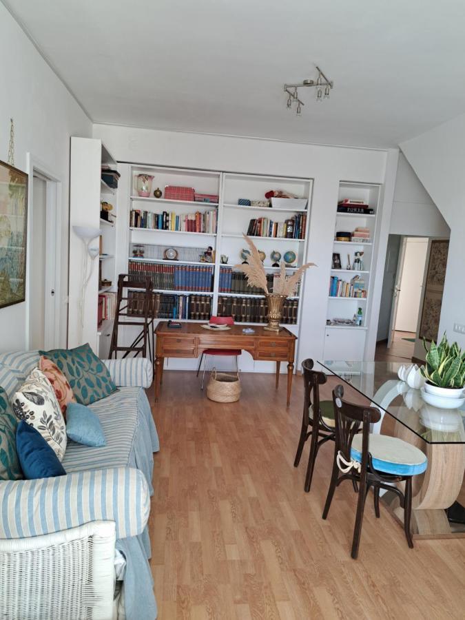 Sky And Sea Apartment Cagliari Exterior photo